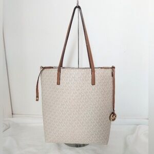 🎉HP🎉Michael kors Hayley Large Tote bag purse